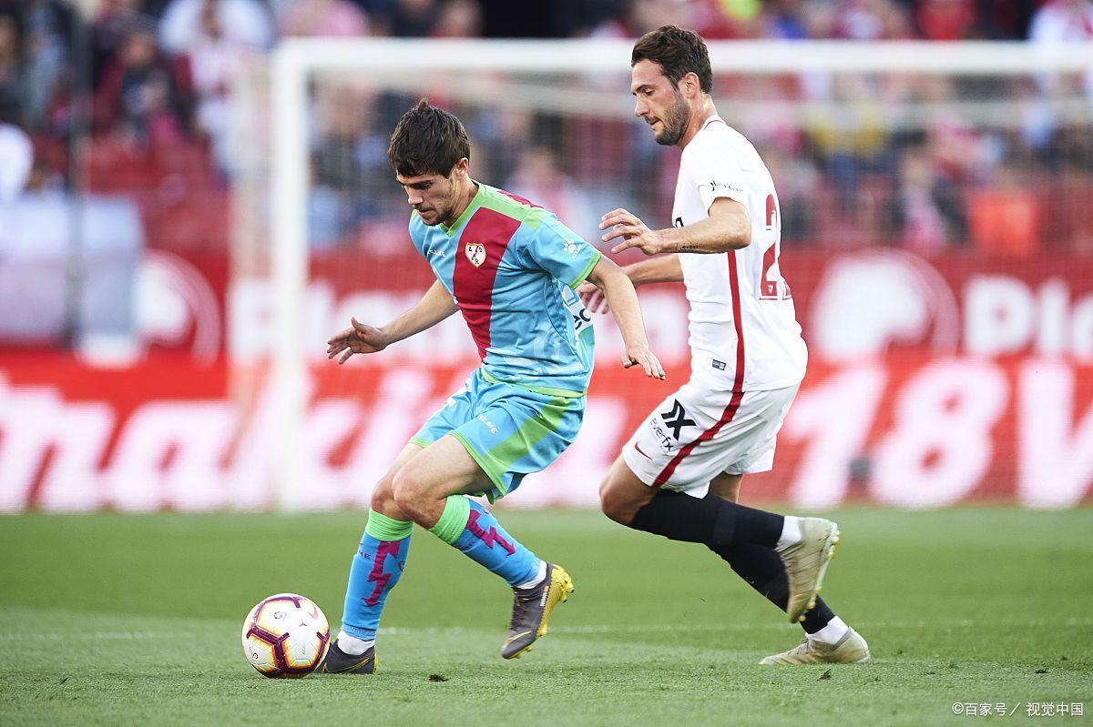 爱游戏中国官网-比利亚雷亚尔主场失利，保级形势严峻
