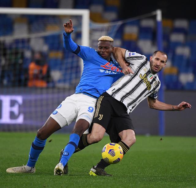 爱游戏网址-包含尤文图斯前锋奥西穿净球衣表态退役的词条