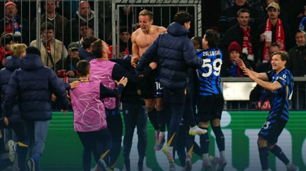 爱游戏网页版入口-关于巨头对决，看谁能在赛场上占据主动的信息