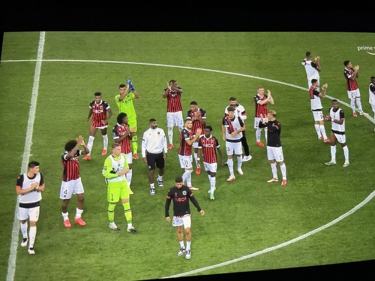 爱游戏官网登录网址-尼斯球迷组织举办支持球队活动，展现忠诚度的简单介绍