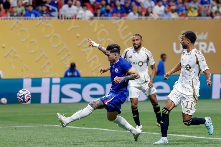 爱游戏中国官网-关于亚眠客场激战，取得宝贵的分的信息