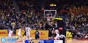 爱游戏活动-包含快速反击得手，迅速拉开比分差距的词条