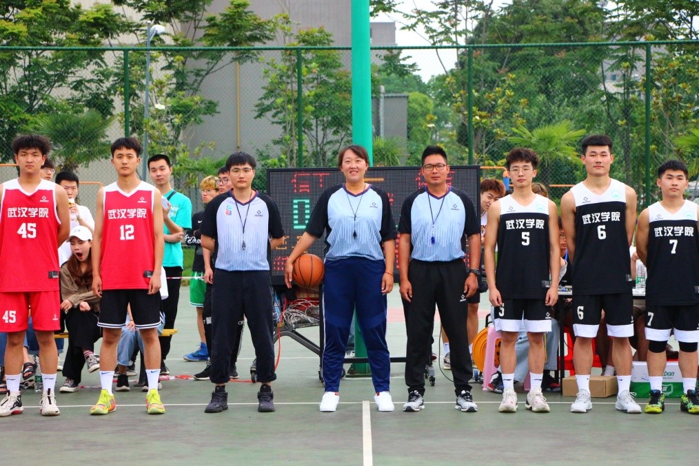 学校篮球锦标赛深情比赛歌曲的简单介绍